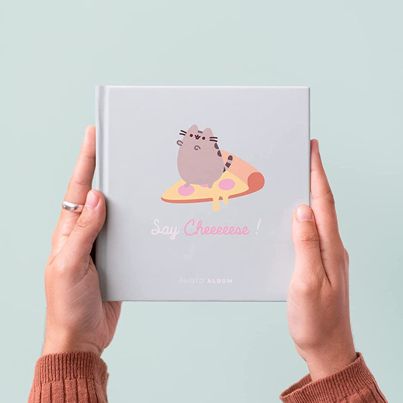 Pusheen – Nuotraukų albumas 22 nuotraukoms 16x16 cm