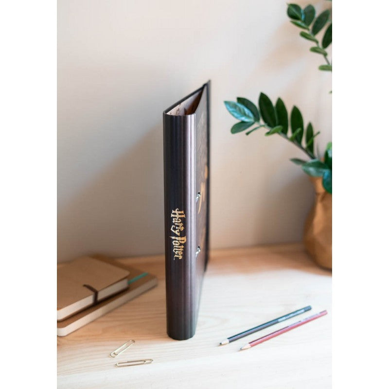 Hario Poteris – A4 formato segtuvas (2 žiedai, elastinė juosta)