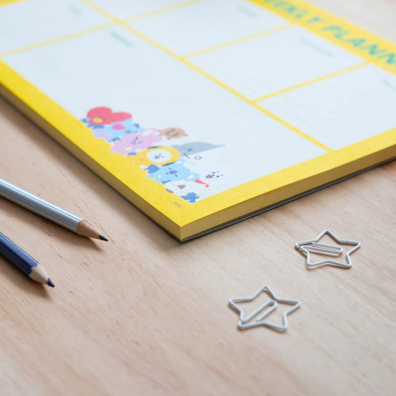 BT21 – Savaitės planuoklis, 54 A4 formato puslapiai