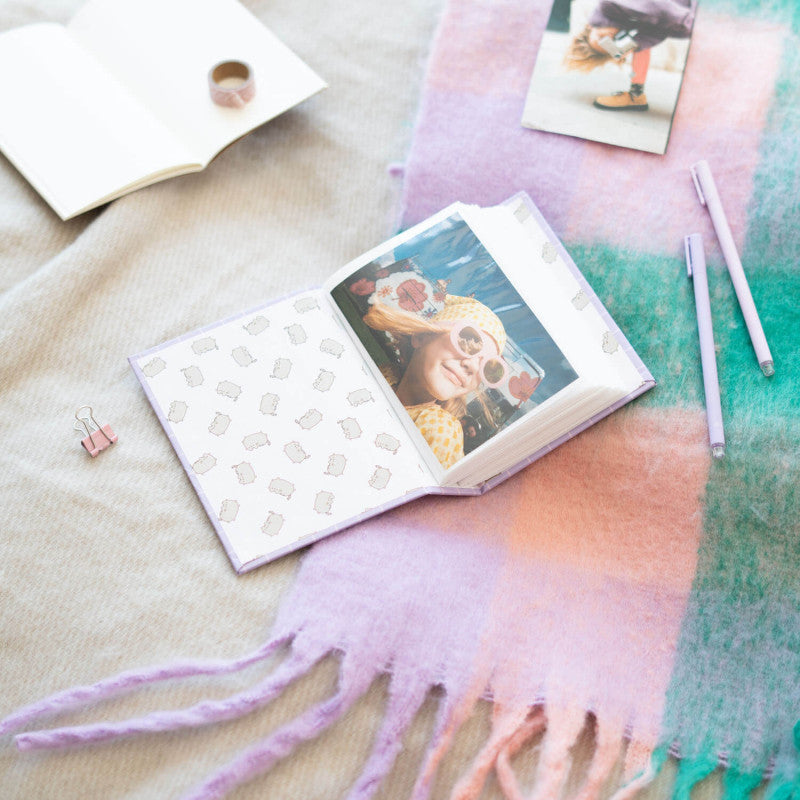 Pusheen – nuotraukų albumas iš „Moments Collection“, 100 nuotraukų, 10x15 cm