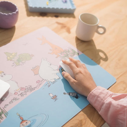 Moomins - XL kilimėlis stalui iš ekologinės odos 60 x 35 cm