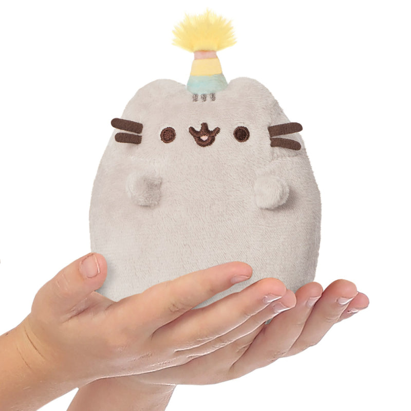 Pusheen - Pliušinis talismanas su gimtadienio kepuraite 12 cm