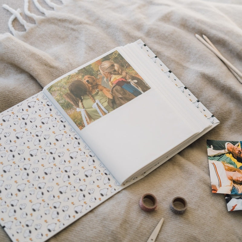 Snoopy - Nuotraukų albumas 304 nuotraukoms 13x20 cm iš kolekcijos „Lazy Days“