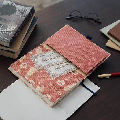 Hario Poteris - A5 formato sąsiuvinys su rašikliu „Platforma 9 3/4“