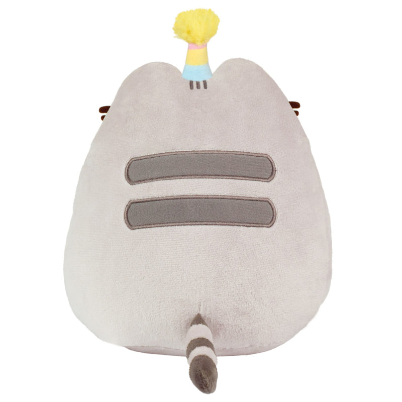 Pusheen - Pliušinis talismanas su gimtadienio kepuraite ir tortu 24 cm