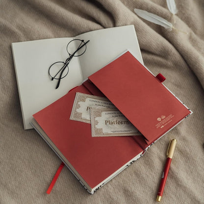 Hario Poterio A5 formato užrašų knygelė su plunksna Hedvig